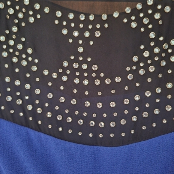 BCBGMAXAZRIA Runway Blue & Black Colorblock Dress – Size 4 | Cocktail Evening - Picture 3 of 5